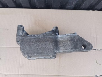 UCHYCENÍ MOTORU 1.4 16V GOLF IV BORA I LUPO LEON 036199275E