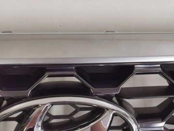 Заглушка решетки радиатора хромированная верхняя часть HYUNDAI Santa Fe