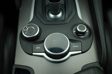 Alfa Romeo Giulia II Sedan 2.0 TBi 280KM 2019 Alfa Romeo Giulia 2.0 Turbo, Salon Polska, zdjęcie 14