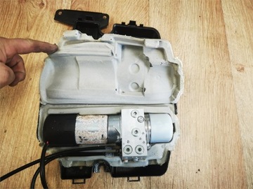 MERCEDES ML W164 ČERPADLO HYDRAULICKÁ AUTOMATICKÉ KRYT A1648003048