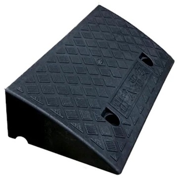 NAJAZD SAMOCHODOWY 11 CM NA KRAWĘŻNIK PODJAZD KRAWĘŻNIKOWY RAMPA