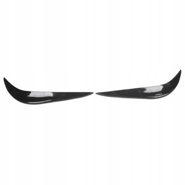 Универсальная накладка на автомобильный бампер.