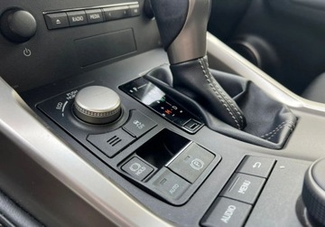 Lexus NX I SUV 200t 238KM 2015 Lexus NX Niski przebieg Bardzo dobry stan Faktura VAT 23 2.0 Benzyna, zdjęcie 18