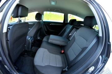 Volkswagen Passat B7 Variant 2.0 TDI CR DPF BlueMotion 140KM 2012 Volkswagen Passat 2.0Tdi 140KM Navi Klimatronik, zdjęcie 9