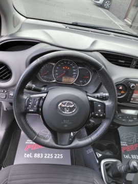 Toyota Yaris III Hatchback 5d Facelifting 1.33 Dual VVT-i 99KM 2016 Toyota Yaris Kamera Klimatronik Hands Free Alu 1.3 Benzyna 99KM, zdjęcie 10