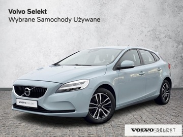 Volvo V40 II Hatchback Facelifting 1.5 T3 152KM 2019 Volvo V40 PL salon Momentum T3 152KM Aut Klima Hak