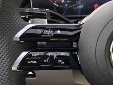 Mercedes CLE Coupe 2.0 300 258KM 2025 MERCEDES-BENZ CLE 300 4-Matic AMG Line 2.0 (258KM) 2025, zdjęcie 6