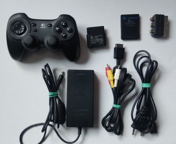 Консоль Playstation 2 + Logitech Pad + 2 игры