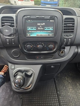 Opel Vivaro B Kombi Extra Long H1 2,9t 1.6 BiTurbo 140KM 2015 Opel Vivaro 1.6 CDTI140KM 8-osób Long Skrzydła, zdjęcie 8