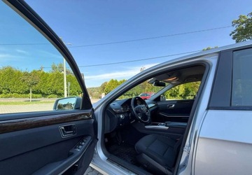 Mercedes Klasa E W212 Limuzyna 220 CDI BlueEFFICIENCY 170KM 2012 Mercedes-Benz Klasa E Mercedes-Benz Klasa E 220 BlueTEC 7G-TRONIC Elegance, zdjęcie 12