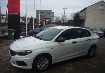 Fiat Tipo II Sedan 1.4 95KM 2019 Fiat Tipo Fiat Tipo II I wlasciciel, Salon PL, serwis 1.4 Benzyna 95KM