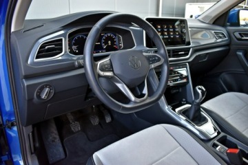 Volkswagen T-Roc I SUV Facelifting 1.5 TSI ACT 150KM 2024 Volkswagen T-Roc Bezwypadkowy / Salon Polska /, zdjęcie 9