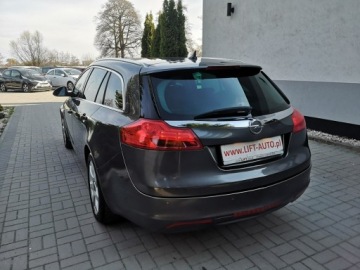 Opel Insignia I Sports Tourer 2.0 CDTI ECOTEC 160KM 2010 Opel Insignia 2.0 CDTI 170KM Klimatronik Led, zdjęcie 7