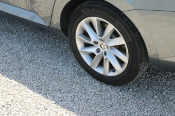 Skoda Superb III Kombi Facelifting 2.0 TDI SCR 150KM 2022 Škoda Superb Skoda Superb Style DSG Kamera, zdjęcie 11