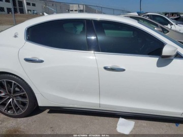 Maserati Ghibli III 2021 Maserati Ghibli S 2021 3.0l 3.0 Benzyna 424KM, zdjęcie 6