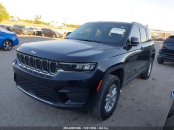 Jeep Grand Cherokee V 2023 Jeep Grand Cherokee Laredo, 2023r., 4x4, 3.6L 3.6 Benzyna 293KM, zdjęcie 1