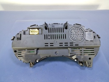 MERCEDES B W246 1.8 CDI PŘÍSTROJOVÁ DESKA BUDÍKY A2469004103