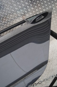 KIA Stinger GT дверь задняя левая P2M