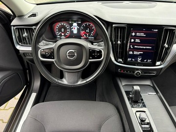 Volvo V60 II  2020 Volvo V60 2.0 benzyna Automat Kamera Hak FV23%, zdjęcie 13