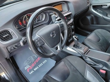 Volvo V40 II 2018 Volvo V40 R Design Automat Navi Kamera Led 1.5 Benzyna 122KM, zdjęcie 10