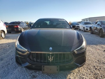 Maserati Ghibli III 2022 Maserati Ghibli Modena 2022 3.0l 3.0 Benzyna 424KM, zdjęcie 5