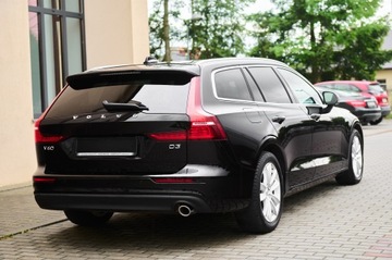 Volvo V60 II  Kombi 2.0 D3 150KM 2020 PIĘKNE V60 MOMENTUM PRO __ KUBEŁKOWE FOTELE, zdjęcie 12