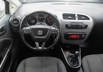 Seat Leon II 1.8 TSI 160KM 2009 Seat Leon Seat Leon _ 1 wlasciciel _ 2 komplety kol 1.8 Benzyna 160KM, zdjęcie 15