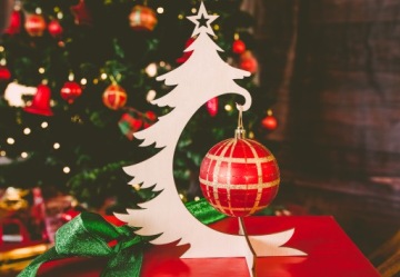 ОЛЕНЬ елочное украшение ДЕРЕВЯННЫЙ КУЛОН 8см