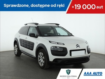 Citroen C4 Cactus Crossover 1.2 PureTech 82KM 2016 Citroen C4 Cactus 1.2 PureTech, Salon Polska
