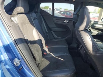 Volvo XC40 2021 Volvo XC 40 2021r, R-Design, 2.0L, 4x4 2.0 Benzyna 248KM, zdjęcie 10