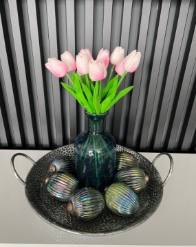 Стеклянная ваза стеклян