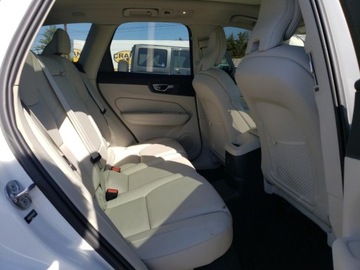 Volvo XC60 II 2022 Volvo XC 60 T8 Recharge Inscription Expess 2022 4x4 Hybryda Plug-In, zdjęcie 9