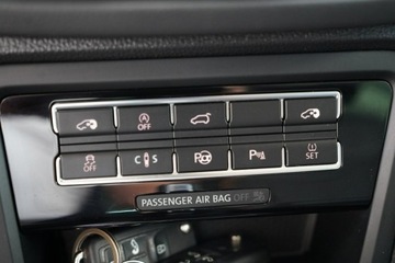 Volkswagen Sharan II Van Facelifting 2.0 TDI 177KM 2020 Volkswagen Sharan HIGHLINE panorama LINE ASSIST na, zdjęcie 32