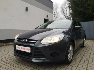 Ford Focus III Kombi 1.0 EcoBoost 125KM 2013 Ford Focus 1.0 12V 125KM Klimatronik Halogeny
