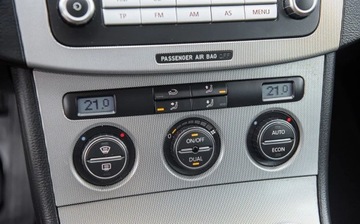 Volkswagen Passat B6 Variant 2.0 TDI PD-DPF 140KM 2007 Volkswagen Passat Variant 2.0TDI 140KM SportLIne Alu 18 Climatron Pdc Po S, zdjęcie 21