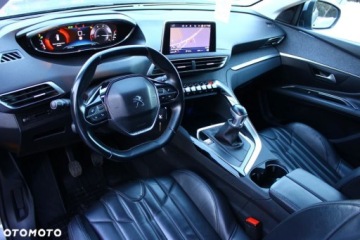 Peugeot 3008 II Crossover 1.5 BlueHDI 130KM 2018 Peugeot 3008 Peugeot 3008 1.5 BlueHDi Allure SampS 1.5 Diesel 130KM, zdjęcie 26