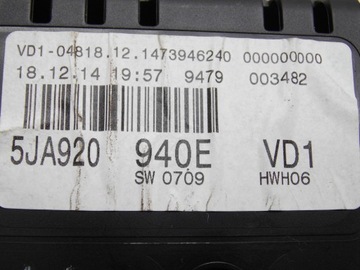 PŘÍSTROJOVÁ DESKA 5JA920940E SKODA RAPID 5JA 1.6TDI CAY ORIGINÁLNÍ