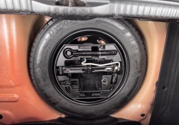 Citroen C3 III Hatchback 1.2 PureTech 82KM 2017 Citroen C3 bezwypadekserwisSHINEjak nowe 1.2 Benzyna 82KM, zdjęcie 32