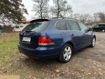 Volkswagen Golf VI Variant 1.2 TSI 105KM 2011 Volkswagen Golf Variant 1.2 benzyna 105KM 2011r, zdjęcie 8