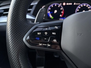 Volkswagen Arteon Shooting Brake R 2.0 TSI 320KM 2022 Volkswagen Arteon R 4Motion DCC ACC Kamery 360 HarmanKardon Hak Faktura Va, zdjęcie 17