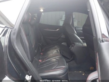 Maserati Levante 2019 Maserati Levante S Gransport, 2019r., 4x4, 3.0L 3.0 Benzyna 424KM, zdjęcie 9