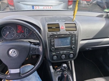 Volkswagen Golf V Hatchback 1.9 TDI 105KM 2008 Volkswagen Golf 1.9 TDI 105 KM Klimatronic, zdjęcie 13