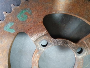 ПРИВОДНАЯ ЗВЕЗДОЧКА МОТОЦИКЛА ROMET ОРИГИНАЛЬНЫЙ CHANCE PRL