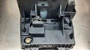 PANEL CENTRÁLNÍ RÁDIO HU-650 VOLVO S60 FACELIFT 06R 2.4 D5 185KM