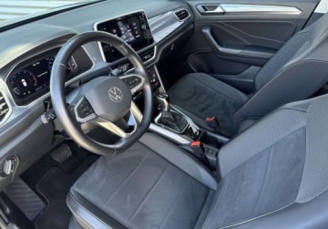 Volkswagen T-Roc I SUV Facelifting 1.5 TSI ACT 150KM 2023 Volkswagen T-Roc 1.5 TSI 150KMStyle ACC Digital Ambiente AppConnect Travel, zdjęcie 9