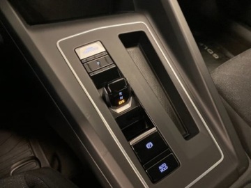 Volkswagen Golf VIII Hatchback 1.5 eTSI 130KM 2023 Volkswagen Golf TGI 2024 1.5 Hybryda Plug-in 131KM, zdjęcie 11