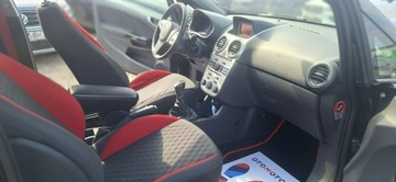 Opel Corsa D Hatchback 1.6 Turbo ECOTEC GSi 150KM 2007 Opel Corsa GSI 1.6 150 koni, zdjęcie 9