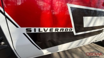 Chevrolet Silverado II 2017 Chevrolet Silverado 5.3v8 Turbo 502KM tuning 49 tys km piekny doinwestowan, zdjęcie 4