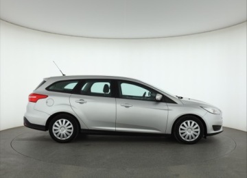 Ford Focus III Kombi Facelifting 1.5 TDCi 95KM 2015 Ford Focus 1.5 TDCi, Salon Polska, Serwis ASO, zdjęcie 5