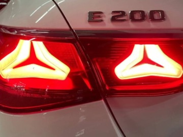 Mercedes Klasa E W214 Sedan 2.0 200 204KM 2025 E Klasa 200 4-Matic AMG 2.0 (204KM) 2025, zdjęcie 5